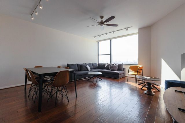 14 Greenway Plaza 23M, Houston, TX 77046