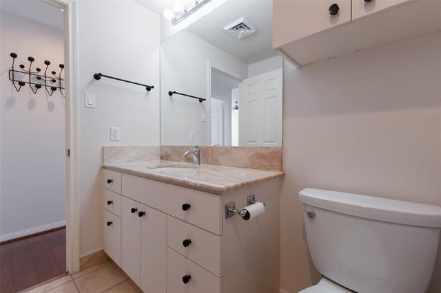 14 Greenway Plaza 23M, Houston, TX 77046