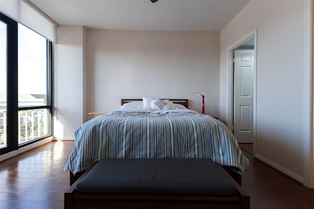 14 Greenway Plaza 23M, Houston, TX 77046