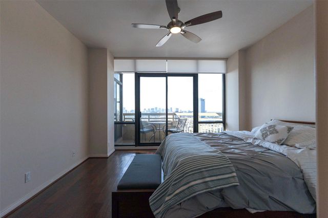 14 Greenway Plaza 23M, Houston, TX 77046