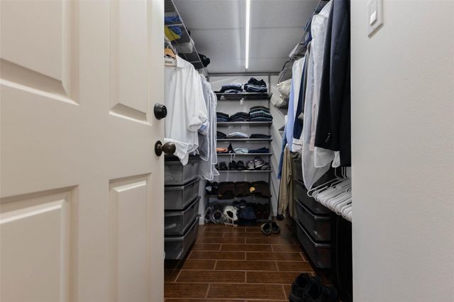 14 Greenway Plaza 23M, Houston, TX 77046