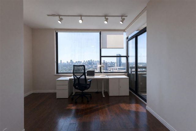 14 Greenway Plaza 23M, Houston, TX 77046