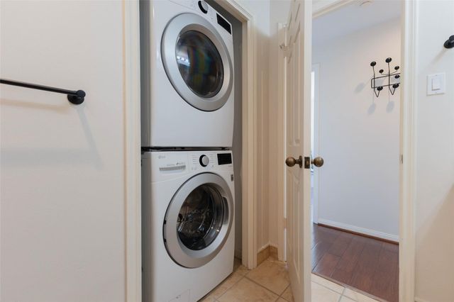 14 Greenway Plaza 23M, Houston, TX 77046