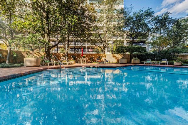 14 Greenway Plaza 23M, Houston, TX 77046