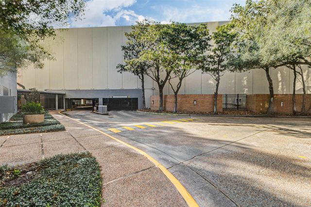 14 Greenway Plaza 23M, Houston, TX 77046