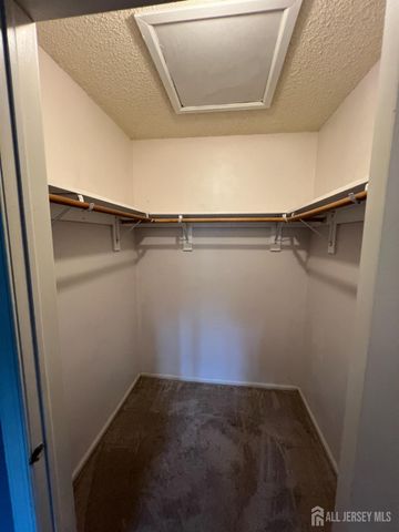 285 Hampshire Court, Piscataway, NJ 08854