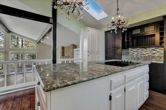 15017 Pammy Way, Grass Valley, CA 95949