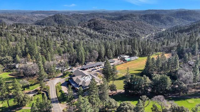 15017 Pammy Way, Grass Valley, CA 95949