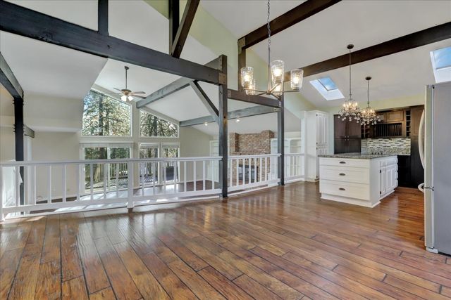 15017 Pammy Way, Grass Valley, CA 95949