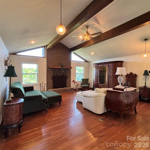 573 & 577 Randolph Road, Marion, NC 28752