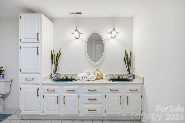 573 & 577 Randolph Road, Marion, NC 28752