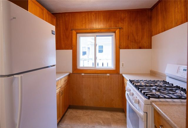 28 Rosewood Avenue, Cranston, RI 02905