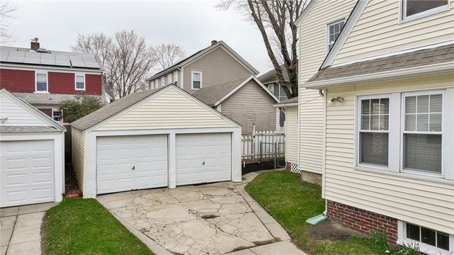 28 Rosewood Avenue, Cranston, RI 02905