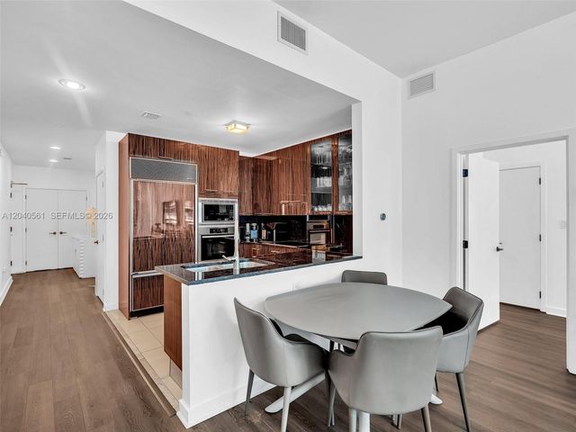 6799 Collins Avenue 203, Miami Beach, FL 33141
