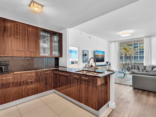 6799 Collins Avenue 203, Miami Beach, FL 33141
