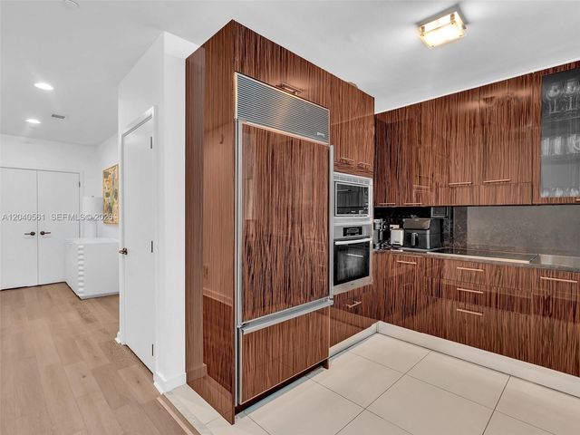 6799 Collins Avenue 203, Miami Beach, FL 33141