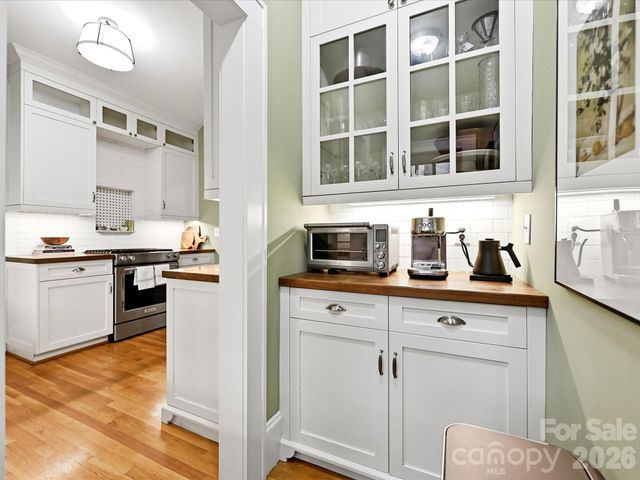 2201 Sarah Marks Avenue, Charlotte, NC 28203