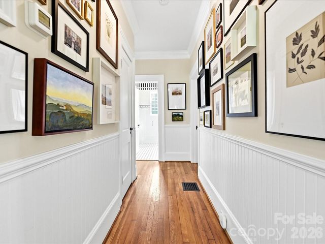 2201 Sarah Marks Avenue, Charlotte, NC 28203