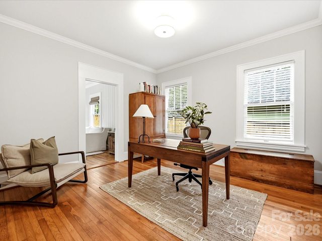 2201 Sarah Marks Avenue, Charlotte, NC 28203