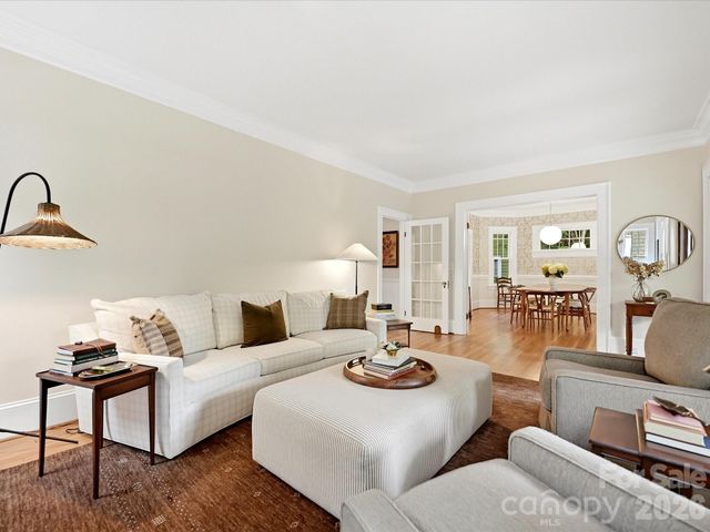 2201 Sarah Marks Avenue, Charlotte, NC 28203