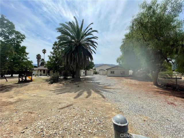 A Broadway, Lake Elsinore, CA 92530