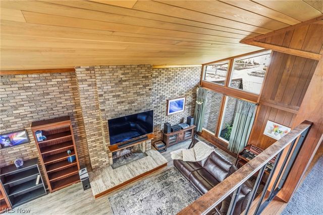 2422 Chestnut Boulevard, Cuyahoga Falls, OH 44223