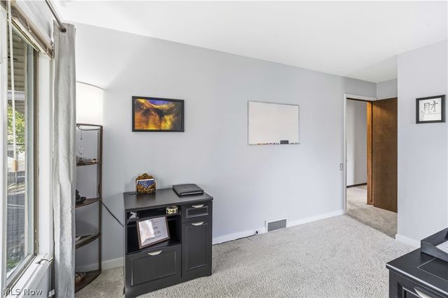 2422 Chestnut Boulevard, Cuyahoga Falls, OH 44223