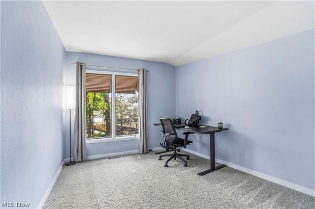 2422 Chestnut Boulevard, Cuyahoga Falls, OH 44223
