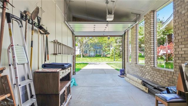 2422 Chestnut Boulevard, Cuyahoga Falls, OH 44223