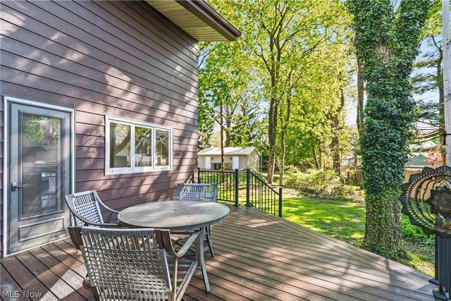 2422 Chestnut Boulevard, Cuyahoga Falls, OH 44223