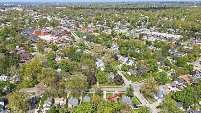 2422 Chestnut Boulevard, Cuyahoga Falls, OH 44223