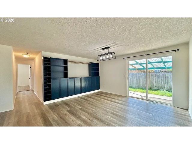 19504 Sw STACEY St, Beaverton, OR 97003