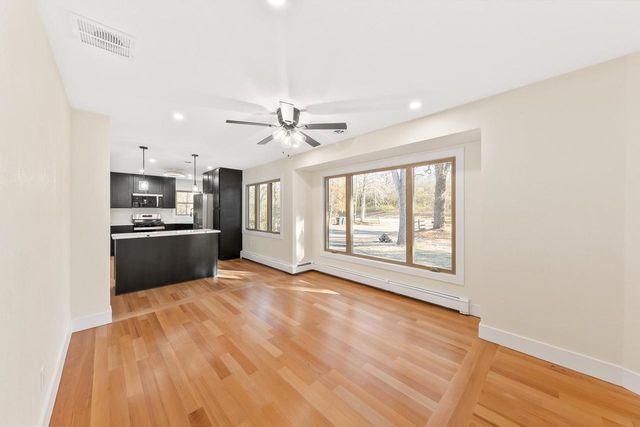 9710 304th AVENUE, Burlington, WI 53105