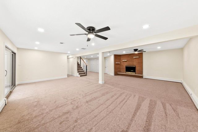 9710 304th AVENUE, Burlington, WI 53105