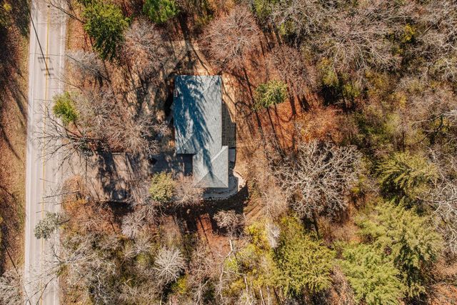 9710 304th AVENUE, Burlington, WI 53105