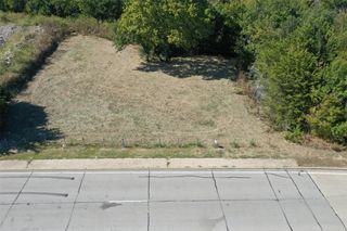 629 N M L King Jr Boulevard, Grand Prairie, TX 75050