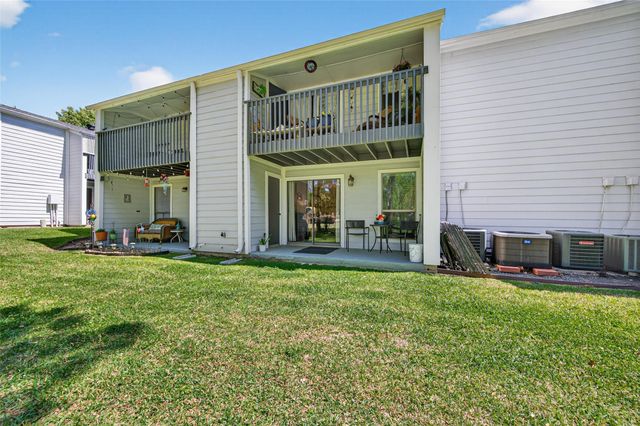 13151 Walden Road 129, Montgomery, TX 77356