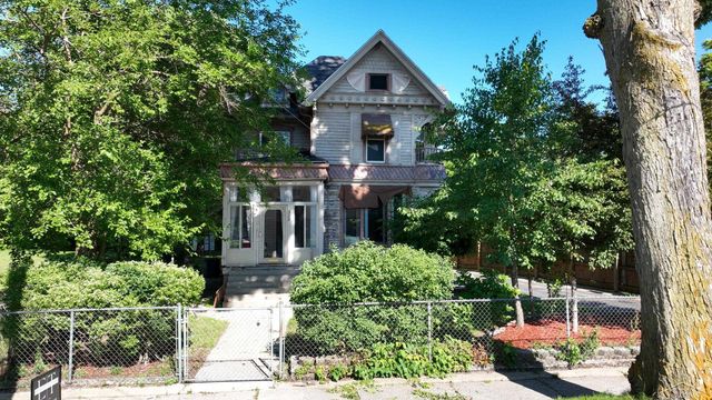 520 N Franklin Street, Saginaw, MI 48607