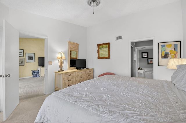 7509 Glendevon Lane 1006, Delray Beach, FL 33446