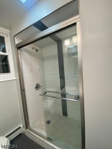 64 Congress St, Newark City, NJ 07105