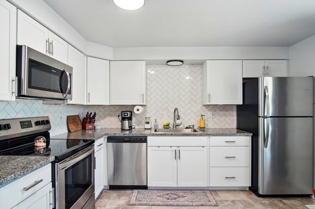 19 W 29th Ave, Spokane, WA 99203