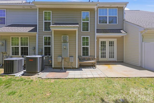 2548 Brackley Place NW, Concord, NC 28027