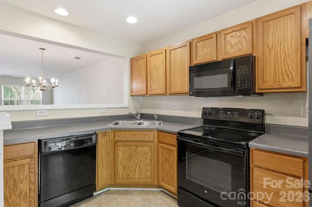 2548 Brackley Place NW, Concord, NC 28027