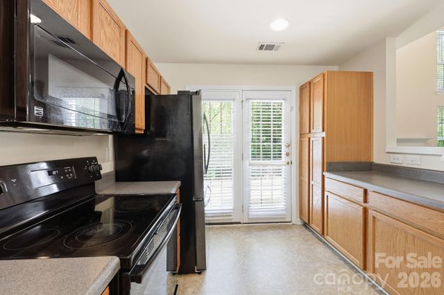 2548 Brackley Place NW, Concord, NC 28027