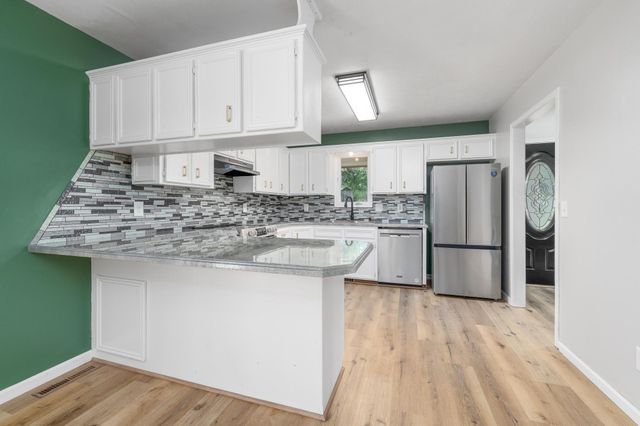 1809 N Topaz, Wichita, KS 67212