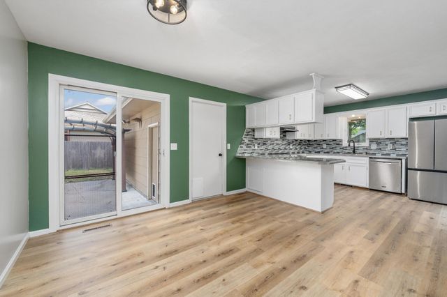 1809 N Topaz, Wichita, KS 67212