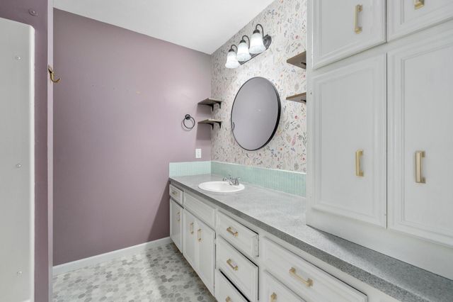 1809 N Topaz, Wichita, KS 67212