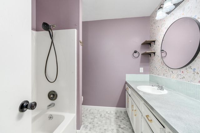 1809 N Topaz, Wichita, KS 67212