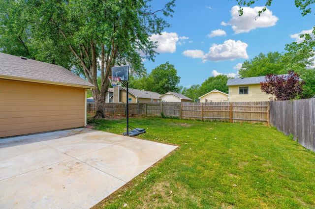 1809 N Topaz, Wichita, KS 67212