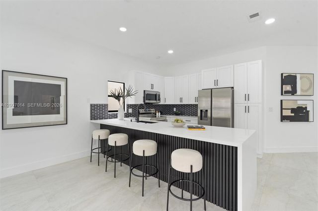 1665 Weather Vane Pl, Wellington, FL 33414